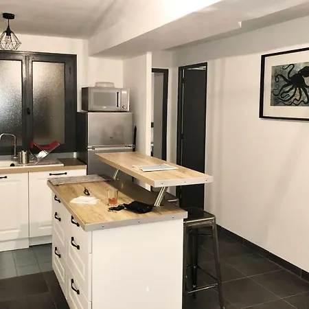 Rare Spacieux P3 Climatise Au Centre De Sete