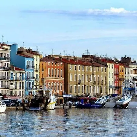 Rare Spacieux P3 Climatise Au Centre De Sete