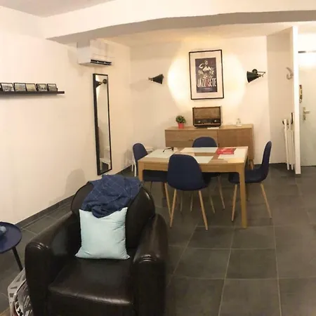 Rare Spacieux P3 Climatisé Au Centre De Sète